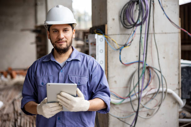 Best Licensed Electrician  in Elmo, TX